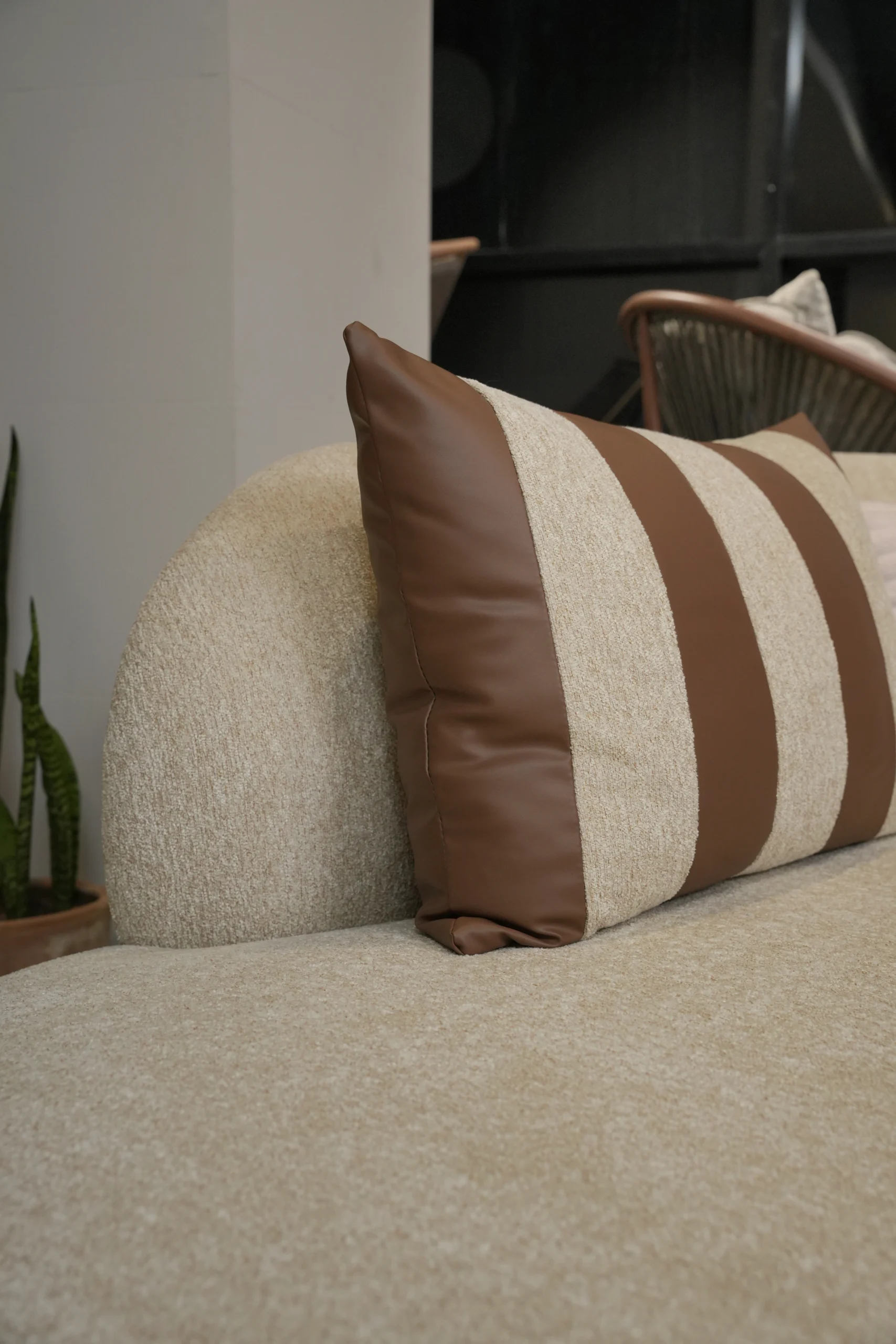 Haven Curved Sectional Sofa - Image 4