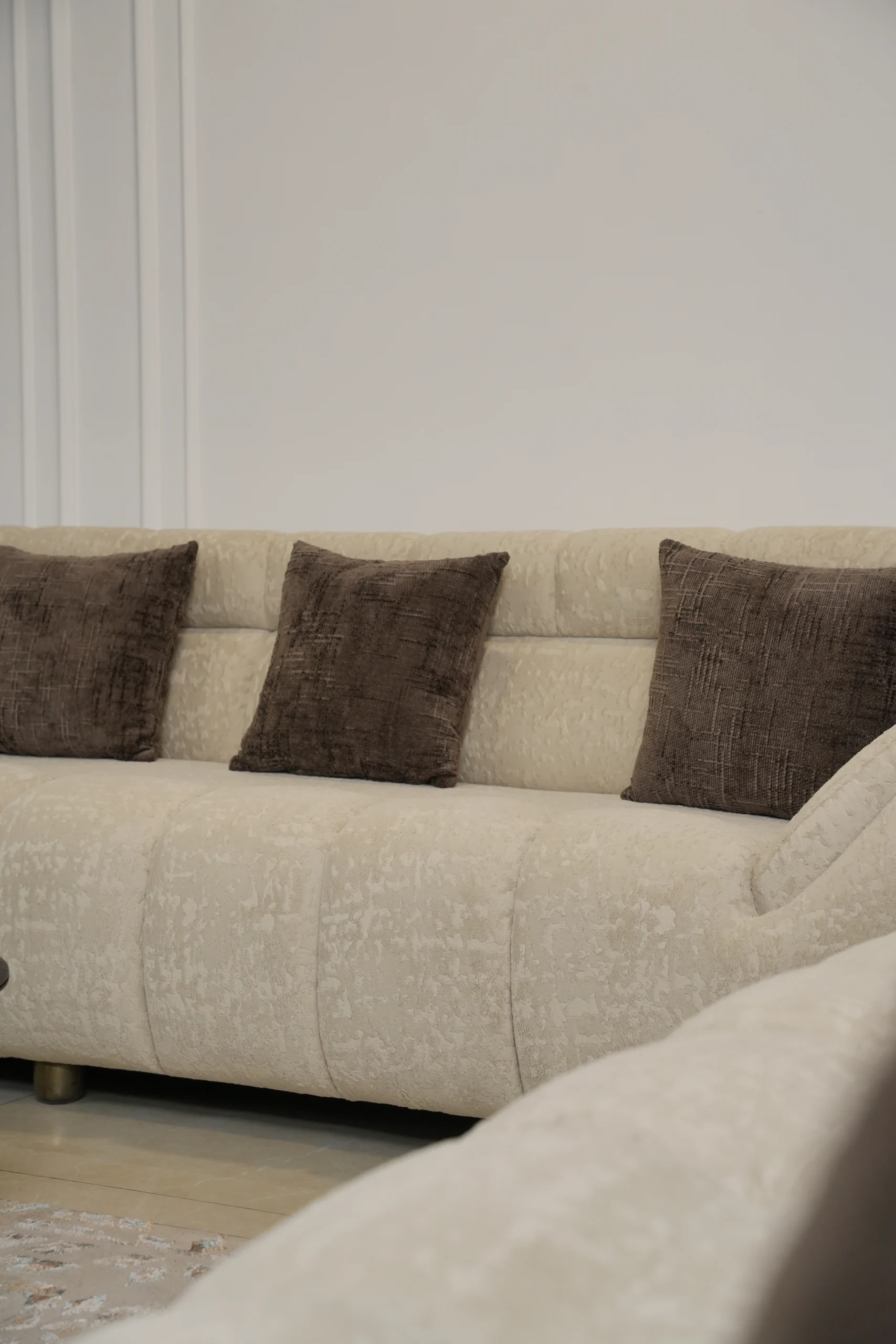 Astra Sofa Set - Image 7