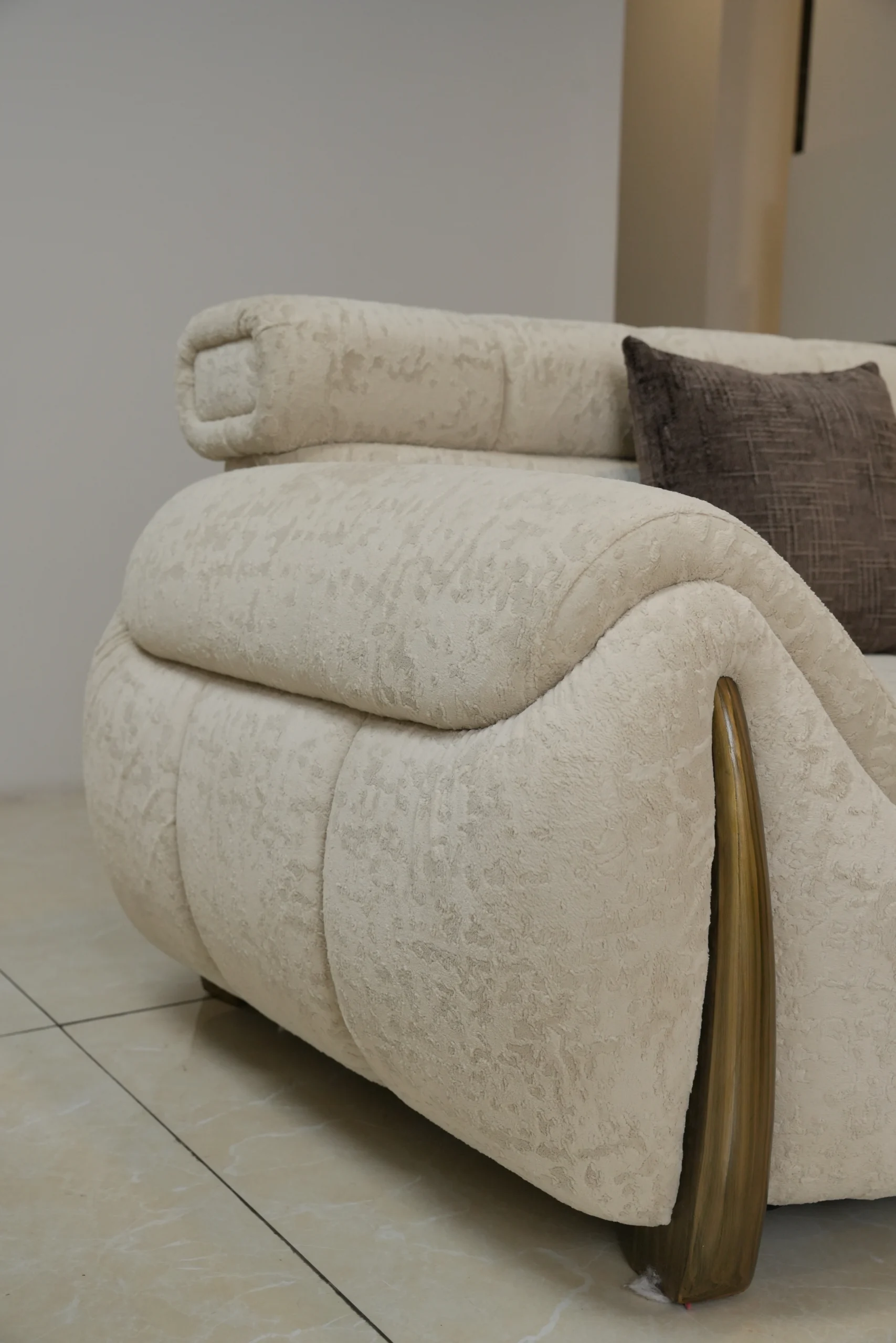 Astra Sofa Set - Image 2