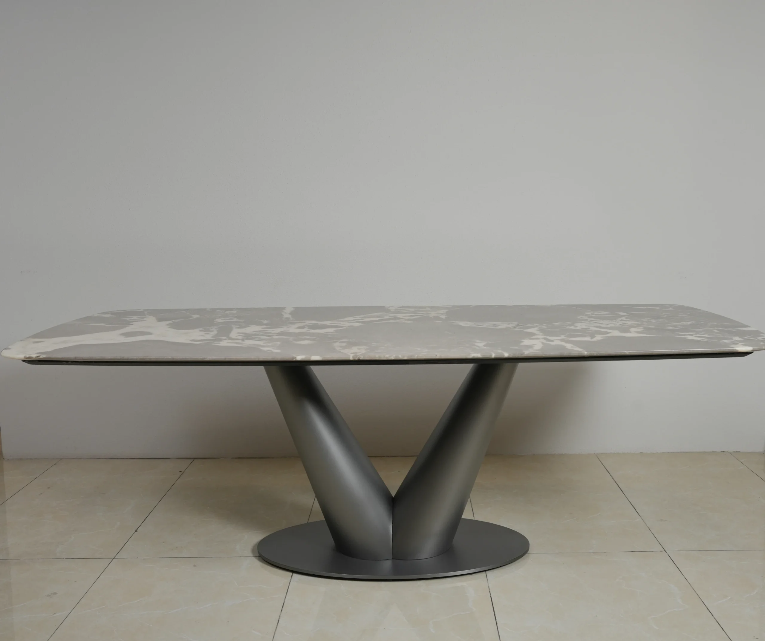 Vero Dining Set - Image 4