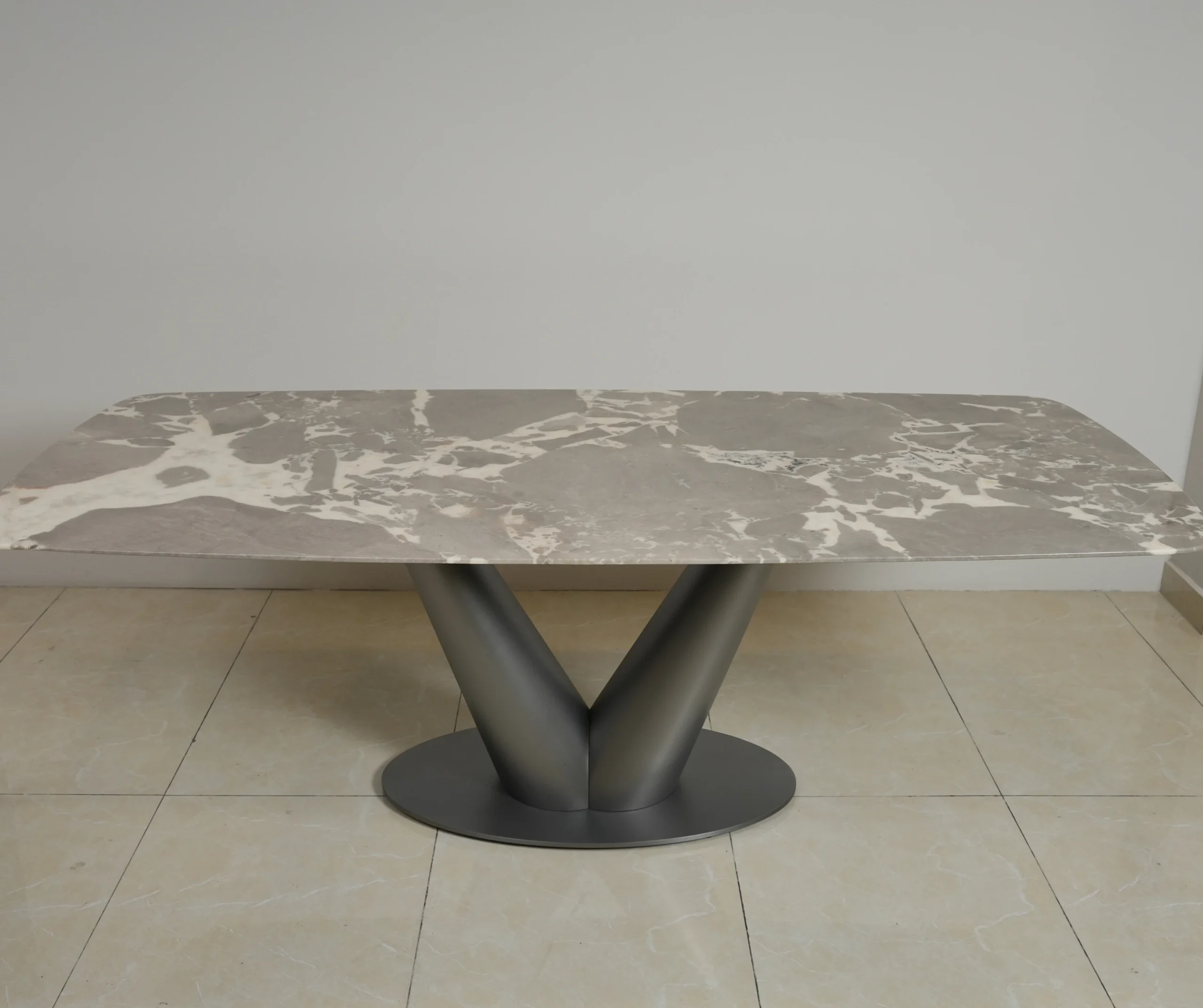 Vero Dining Set - Image 3